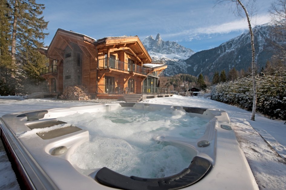 Top 10 Luxury Ski Chalet Hot Tubs Ultimate Luxury Chalets Ultimate Luxury Chalets Blog