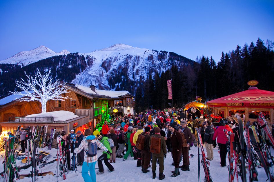 Ultimate Ski Bucket List, The Best Apres Ski Bars in European Ski Resorts