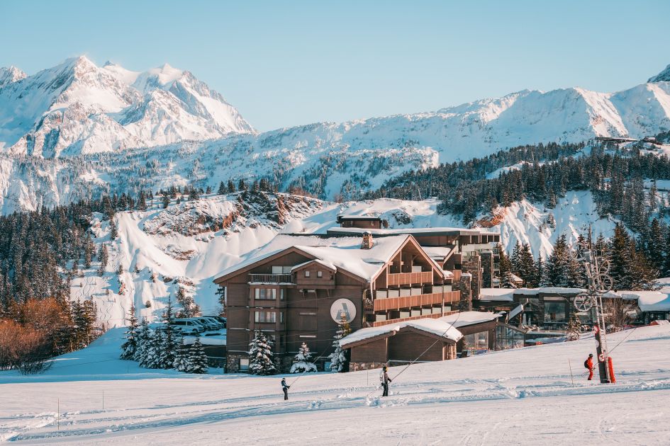 Hotel Annapurna is a 5* luxury hotel in Courchevel 1850 hosting the Michelin Star restaurant Alpage.