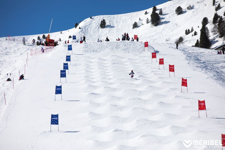 A moguls skiing event in Méribel. 