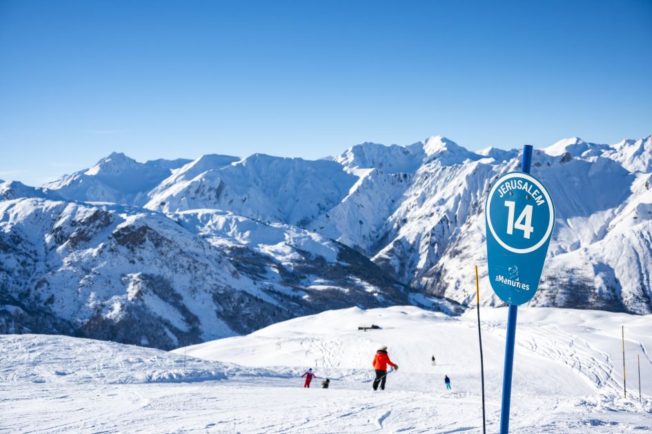 Jerusalem is one of the best ski runs in Europe, a blue run in the Three Valleys with exceptional views.